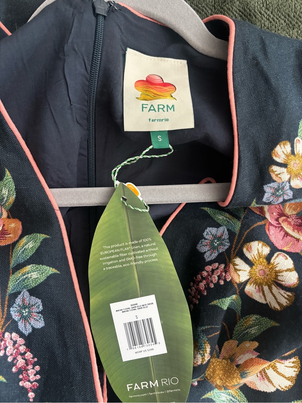 FARM Rio Maira Floral Dark Blue Midi Dress - Picture 2 of 12